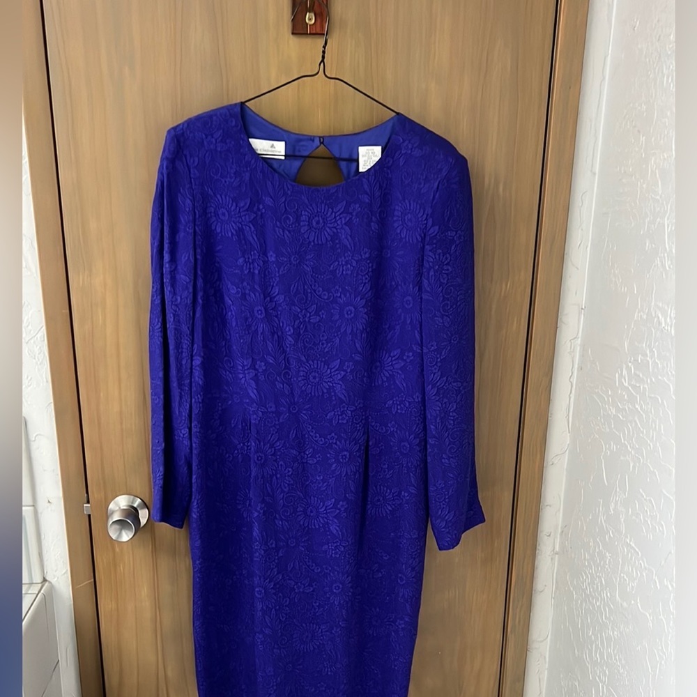 Liz Claiborne 100%silk dress. 10petite. Purple. Only worn once.
